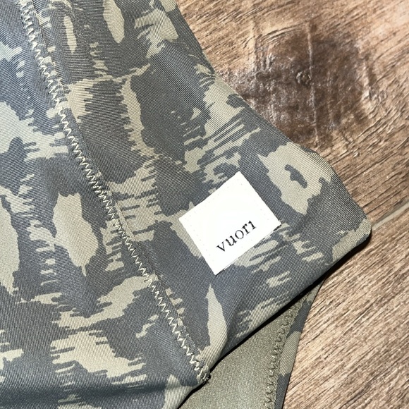 VUORI ONE-PIECE "DUNE" BATHING SUIT SIZE XSMALL NWOT - Picture 3 of 7